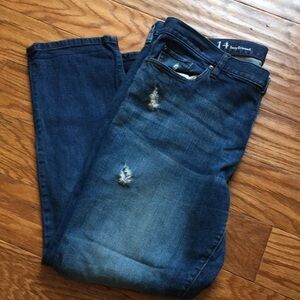 Loft boyfriend distressed jeans LN